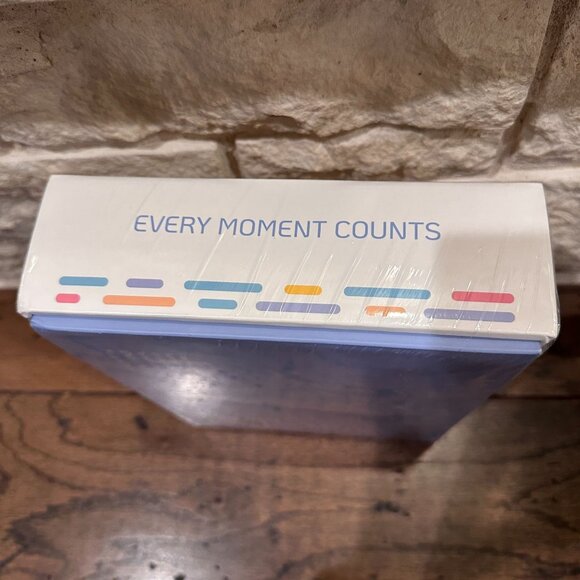 NWT NexFoto WiFi Elite 8 8" HD Digital Photo Wood Frame - Picture 3 of 5